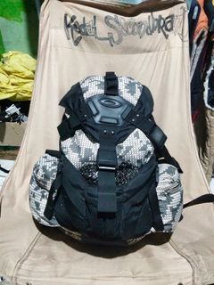 (Kategori: ) berada di . Dikirim oleh kedaisecondbrand_mgl (ID iklan 1370499211, Gambar 1). Deskripsi: .