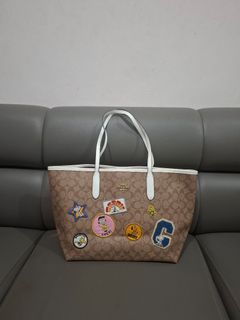 (Kategori: ) berada di . Dikirim oleh jshop_preloved (ID iklan 1373336533, Gambar 1). Deskripsi: .