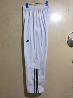 (Category: ) located in . Submitted by brocolee.12 (Listing ID 1373316642, Image 1). Description: .
