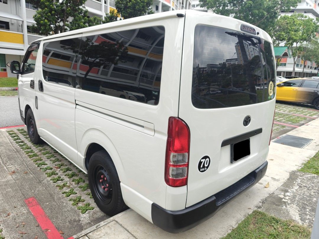 Toyota Hiace AUTO with REAR AIRCON. LOW DEPOSIT62886405447554113