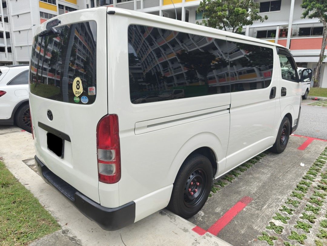 Toyota Hiace AUTO with REAR AIRCON. LOW DEPOSIT62886405447554112