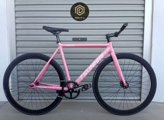 (Category: ) located in . Submitted by bikeco (Listing ID 1373321114, Image 1). Description: .