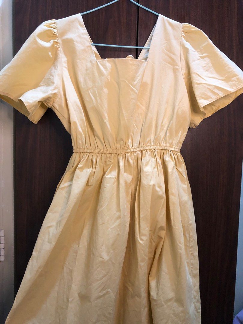 Yellow Summer Linen Dress (Category: Dresses) located in Quezon City. Submitted by ethyl_ (Listing ID 1373291253, Image 3). Description: .