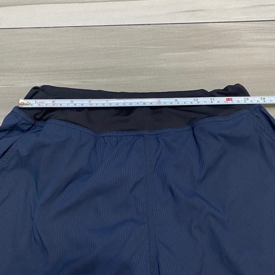 Zumba Workout Navy Blue Jogger Pants (Category: Activewear) located in Quezon City. Submitted by little_aiashop (Listing ID 1373328332, Image 3). Description: Burn mark on leg.