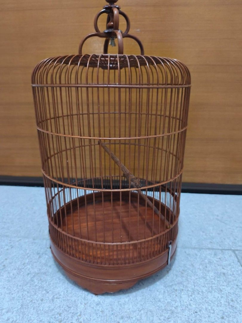 12" Finch Cage / Bird Cage / Canary Cage / Bird Cage / Cage (Category: Homes & Other Pet Accessories) located in Singapore. Submitted by kwaren_5 (Listing ID 1373526883, Image 2). Description: no broken sticks or rim self collection or delivery at a small fee comes with free cloth if collect at $148.