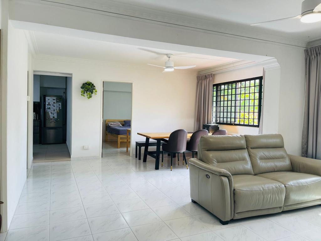 (Category: ) located in . Submitted by deals1275 (Listing ID 1373533624, Image 1). Description: .