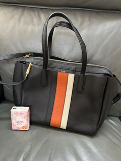 （分類：）位於 。 由 gargarfield 提交（商品編號 1373488028，圖片 1）。簡介： 。