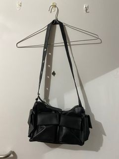 （分類：）位於 。 由 hkcheapthrift 提交（商品編號 1373552391，圖片 1）。簡介： 。