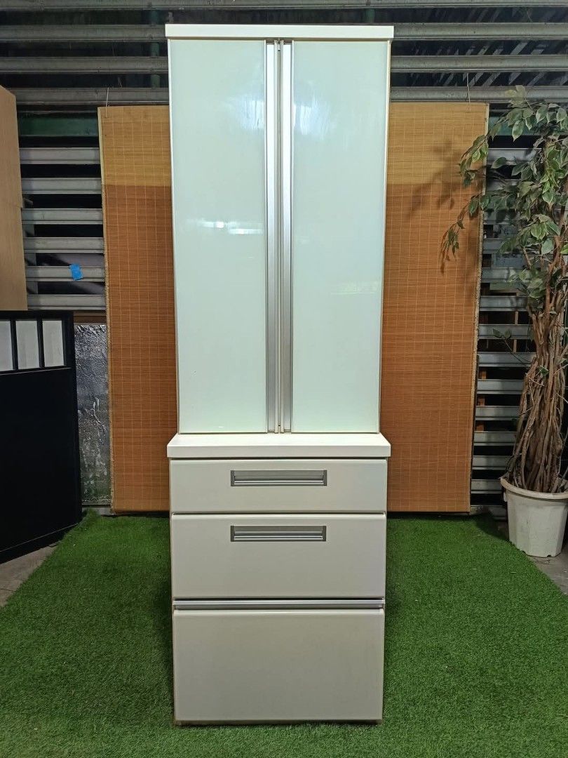 😍 SLIM!!! SOBRANG GANDA!!! 😍 Slim Glass Kitchen Pantry Cabinet w/ Drawers Glass Doors, Adjustable Shelves *VIDEO ON COMMENT SLIM & TALL!!! 24L x 19W x 76H inches In VERY good condition (Category: Shelves, Cabinets & Racks) located in Manila. Submitted by eloizavill76462 (Listing ID 1373457872, Image 1). Description: 😍 SLIM!!! SOBRANG GANDA!!! 😍 Slim Glass Kitchen Pantry Cabinet w/ Drawers Glass Doors, Adjustable Shelves *VIDEO ON COMMENT SLIM