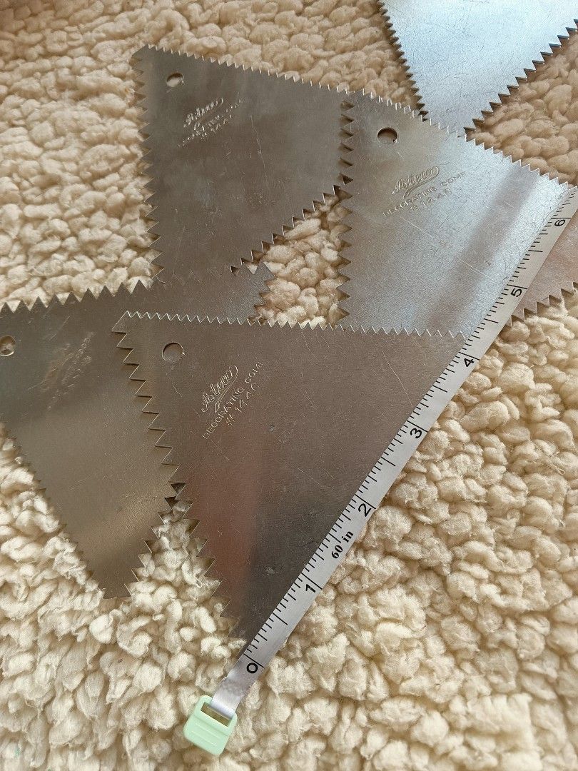 Ateco Decorative Comb Quality Stainless (Category: Bakeware) located in San Juan City. Submitted by cheapninja (Listing ID 1373517680, Image 3). Description: Ateco Decorative Comb Quality Stainless P100.
