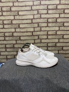 (Kategori: ) berada di . Dikirim oleh ghumabranded_authentic (ID iklan 1373492079, Gambar 1). Deskripsi: .