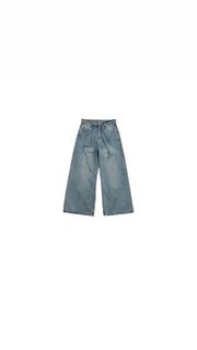(Category: ) located in . Submitted by sell.3verything (Listing ID 1373558179, Image 1). Description: .