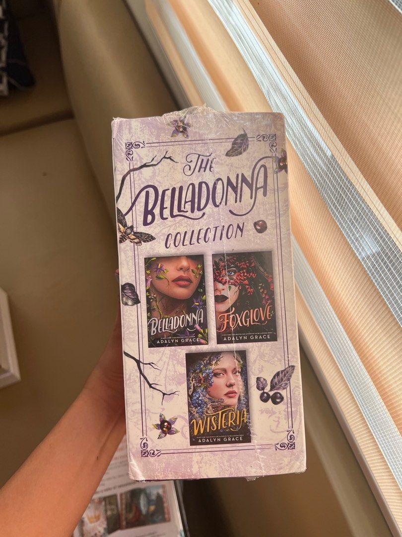 Belladona Deluxe Collection US HB (Category: Storybooks) located in Naic. Submitted by stabarding (Listing ID 1373453646, Image 3). Description: Bought from Amazon.