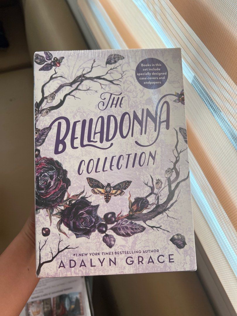 Belladona Deluxe Collection US HB (Category: Storybooks) located in Naic. Submitted by stabarding (Listing ID 1373453646, Image 2). Description: Bought from Amazon.