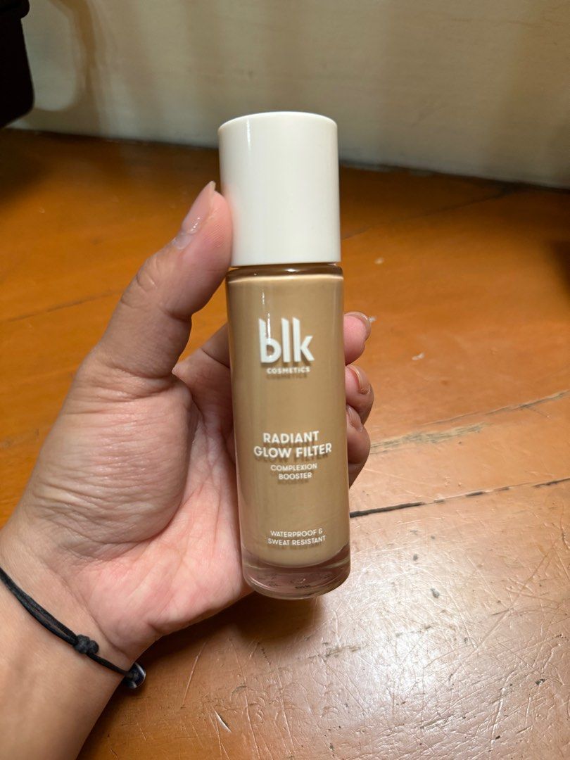 BLK Glow Filter - Butterscotch (Category: Makeup) located in Manila. Submitted by knipponpicks_ph (Listing ID 1373402130, Image 1). Description: Used once for swatching. Not my skintone..