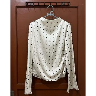 (Kategori: ) berada di . Dikirim oleh thriftpribadidansortir (ID iklan 1373496803, Gambar 1). Deskripsi: .