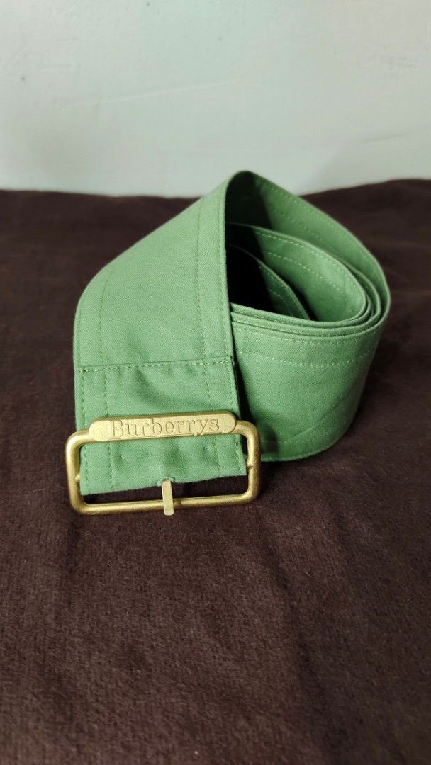 Burberrys Belt (Category: Belts) located in Santa Cruz. Submitted by retroflash (Listing ID 1373411564, Image 3). Description: Size 30 (+/-5 inches) 250 only 🥰.