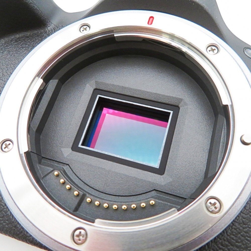 Canon EOS R100 mirrorless single-lens camera, 2 lenses, box included ...