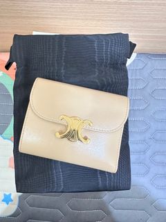 由 ann644943 (刊登 ID 1373551794，圖片 1) 提交，位於 的 (類別：)，說明：。