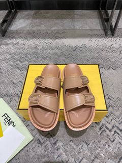 (Category: ) located in . Submitted by shoes_locker (Listing ID 1373476408, Image 1). Description: .