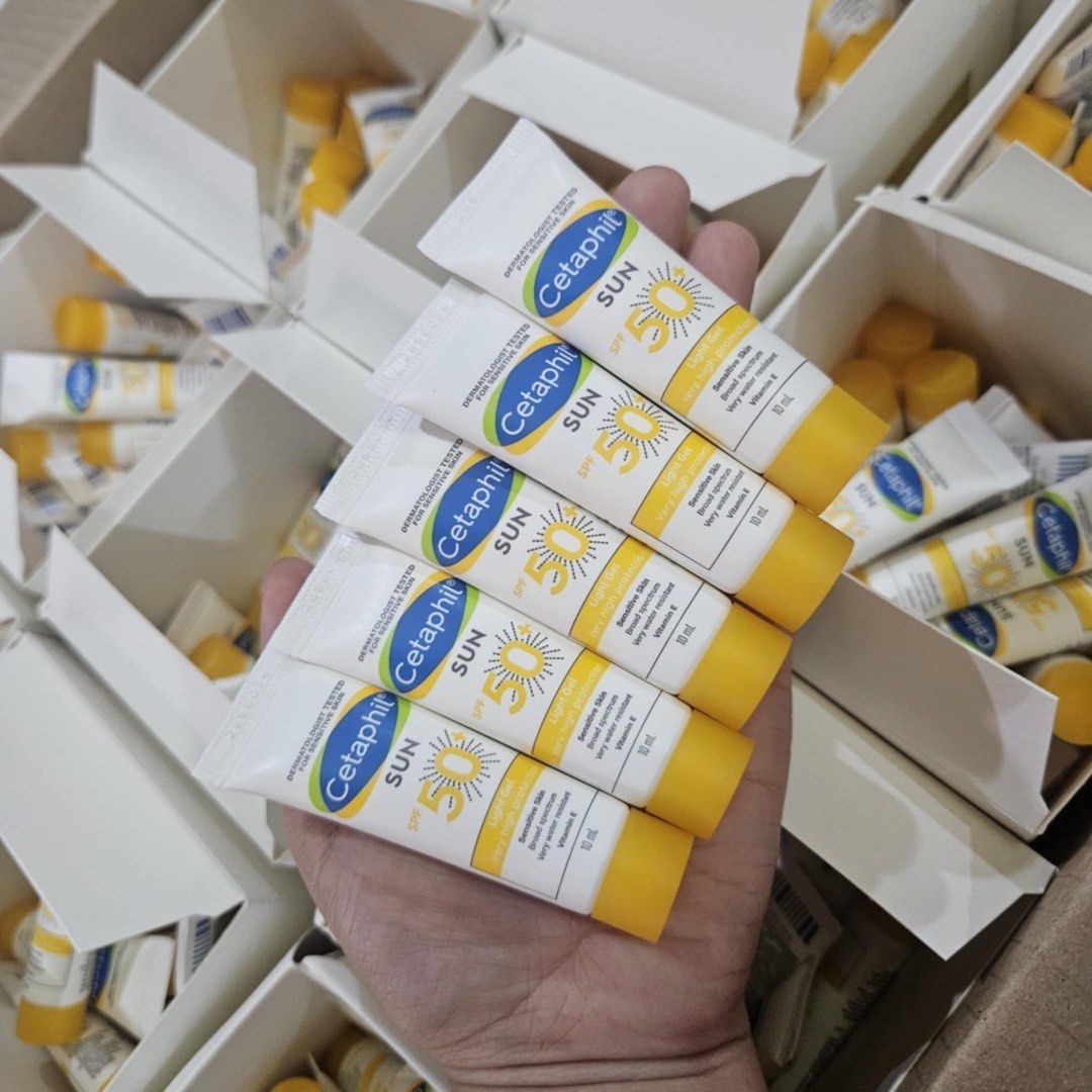 Cetaphil Sunscreen SPF 50 (10ml) (Category: Face Care) located in Victoria. Submitted by peachglam21 (Listing ID 1373439452, Image 1). Description: Cetaphil sunscreen with SPF 50 (multiple stocks available) -Brand new, authentic - 10 ml (travel size) very handy and you can bring this anywhere -Exp date: October 2025 Protects your skin agains harmful sun rays both for face and body 📌Very good option if you want to try this sunscreen without spend