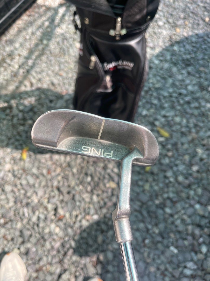 Complete golf set with bag (Category: Golf) located in Del Monte. Submitted by jayveedl (Listing ID 1373413046, Image 3). Description: Major land ML series golf set Includes: Pw Sw 5i,6i,7i,8i,9i 3,5,7 woods with covers Taylormade R5 Driver with cover Ping Putter with cover Golf bag Free umbrella Location: Sta.Ana Manila or Makati..