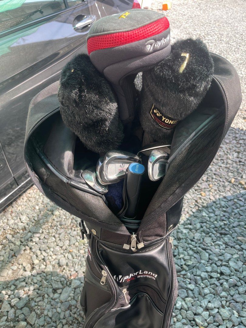 Complete golf set with bag (Category: Golf) located in Del Monte. Submitted by jayveedl (Listing ID 1373413046, Image 2). Description: Major land ML series golf set Includes: Pw Sw 5i,6i,7i,8i,9i 3,5,7 woods with covers Taylormade R5 Driver with cover Ping Putter with cover Golf bag Free umbrella Location: Sta.Ana Manila or Makati..