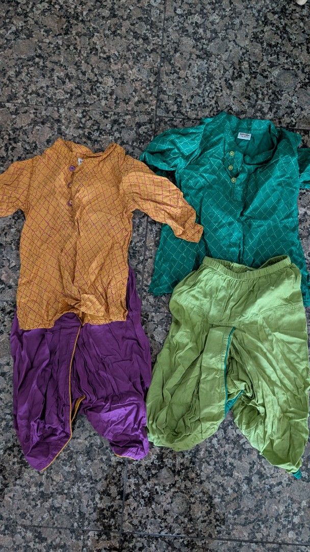 Deepavali Boys Outfits (Category: Babies & Kids Fashion) located in Singapore. Submitted by swatson_ (Listing ID 1373444093, Image 1). Description: 12-18 months x orange 18-24 months x green.