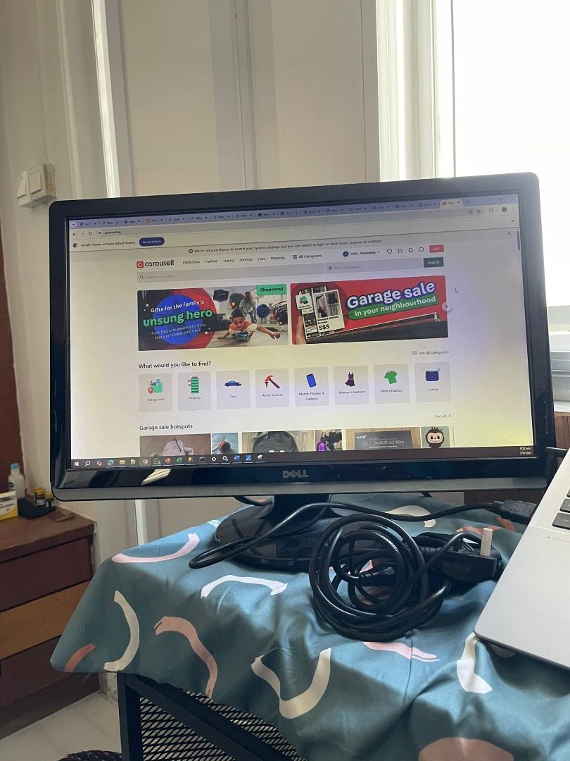 Dell 23Inch Monitor (Category: Monitor Screens) located in Singapore. Submitted by sshivadeep85799 (Listing ID 1373406230, Image 2). Description: Used Dell Monitor with no green lines or external deformities. Power cord and HDMI cable included.