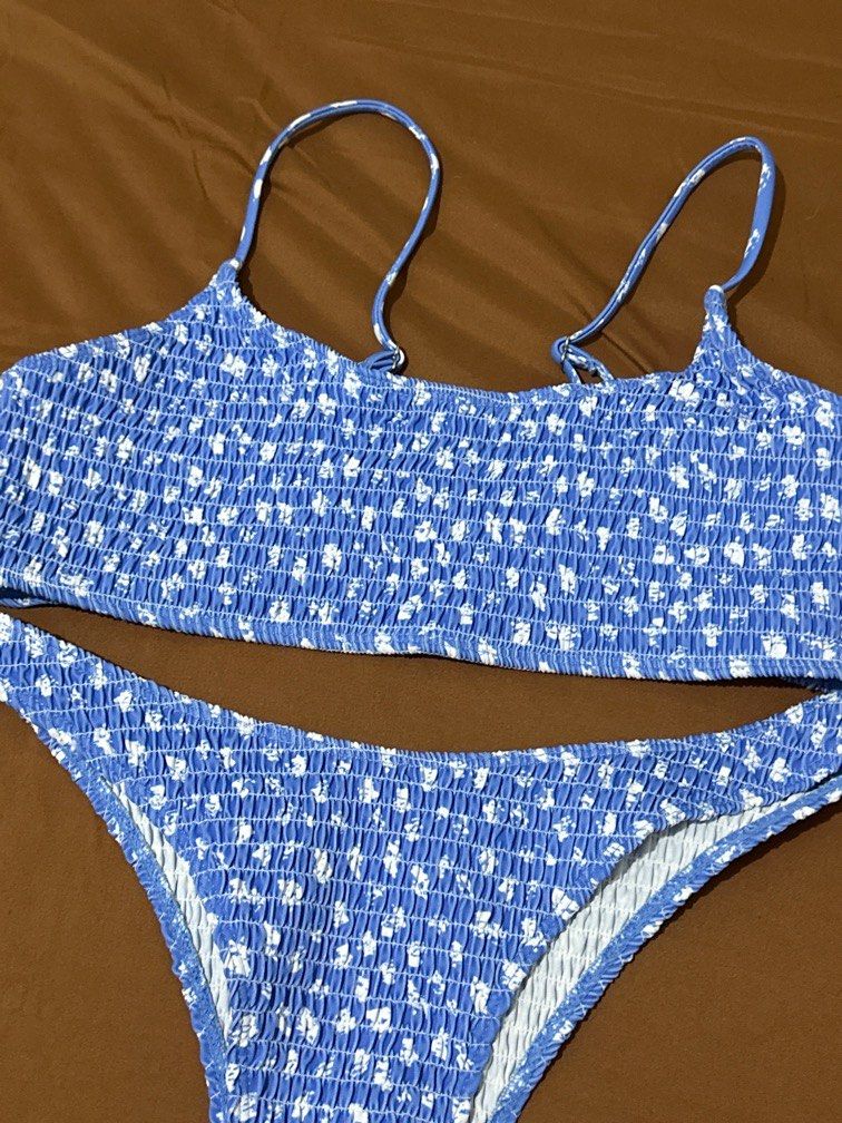 DITSY FLORAL SMOCKED BIKINI TWO PIECE (Category: Bikinis & Swimsuits) located in Manila. Submitted by vxnclodeclutters (Listing ID 1373515491, Image 2). Description: used once as inner lang for an hour. on top of a tube. no when worn since inner lang talaga sha. never worn sa beach. no pads but smocked. di bakat. properly washed. large on tag..