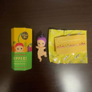 （分類：）位於 。 由 tooextra 提交（商品編號 1373454325，圖片 1）。簡介： 。