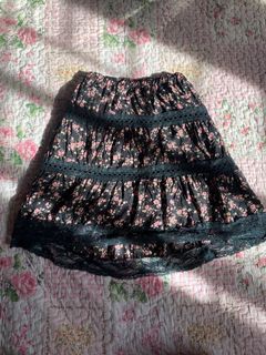 (Category: ) located in . Submitted by lorrainee_raineee (Listing ID 1373517253, Image 1). Description: .