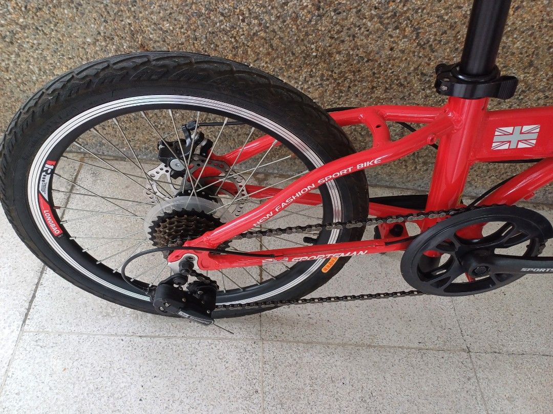 Folding bike (Category: Bicycles) located in Manila. Submitted by cly08 (Listing ID 1373520595, Image 3). Description: Sportsman Folding Bike 20" wheel size, disc brake, alloy frame & rims.