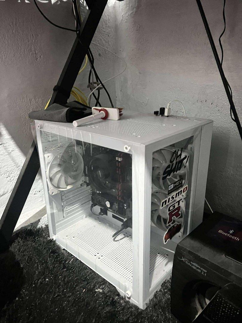 gaming PC (Category: Desktops) located in Quezon City. Submitted by kimck420 (Listing ID 1373509517, Image 2). Description: For Sale Set PC ‼️ Personal Gaming Set Ryzen 5 5600G Inclusions: ☑️ 24 Inches N-VISION Monitor 100HZ ☑️ Royal Kludge RGB Mechanical Keyboard ☑️ Razer Deathadder Gaming Mouse ☑️ Hylas Gaming Headphone (RedDragon) ☑️ Gaming Table (Carbon) ☑️ PS4 Controller with LED Charging dock station ☑️ Witcher Keycap (Wolf) ☑️ Bluetooth Do