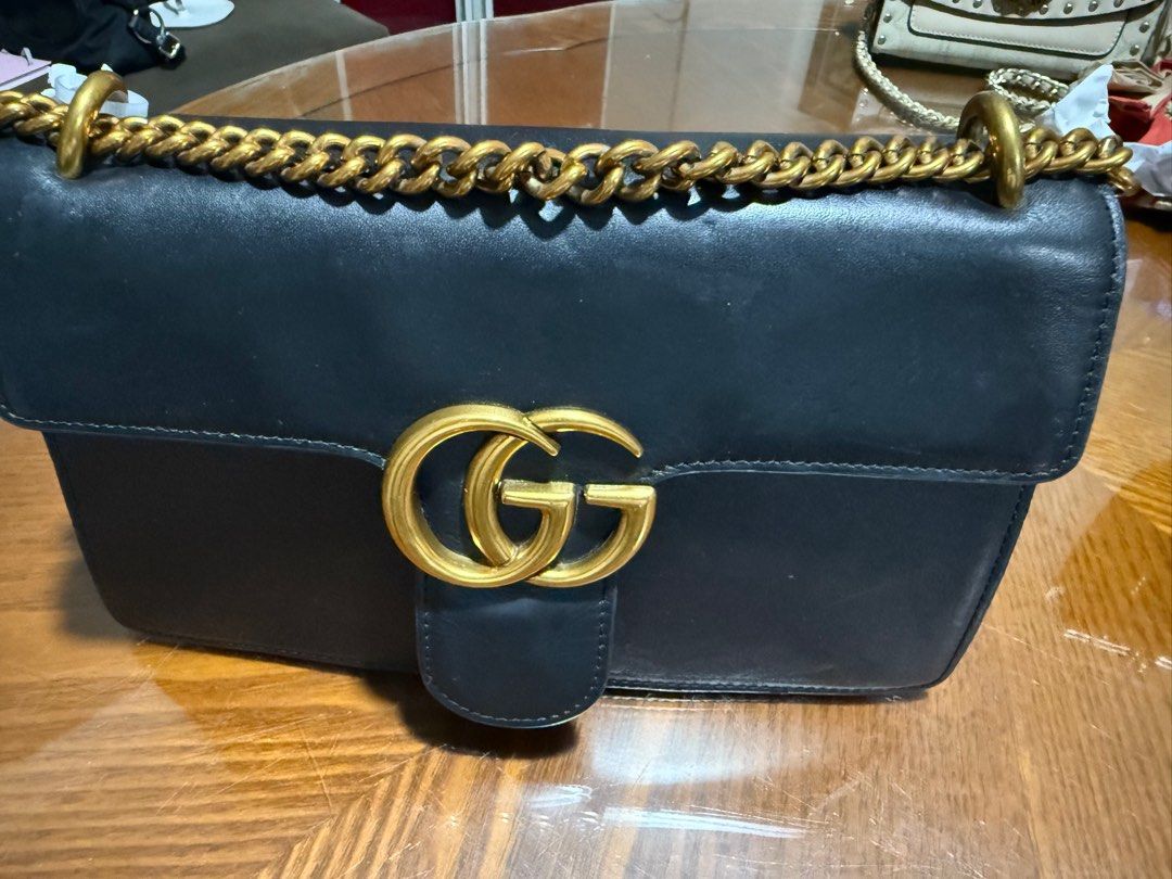 Gucci Shiny Leather GG Marmont Medium (Category: Luxury Bags & Wallets) located in Quezon City. Submitted by fabulousdealsbhl (Listing ID 1373517423, Image 1). Description: Very nice Gucci Shiny GG Marmont Lether Bag. There are minor marks if usage. Please check the flaws before deciding. .