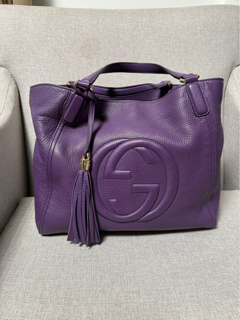 GUCCI Soho Leather Tote Bag (Category: Luxury Bags & Wallets) located in Santa Rosa. Submitted by jdoria (Listing ID 1354168958, Image 1). Description: Authentic Gucci Soho Tote Bag with Gold Hardware With Care card and swatch With generic dust bag Grained leather Personal Bag No issues on color and hardware With minor corner rubs rfs: No longer using bag.