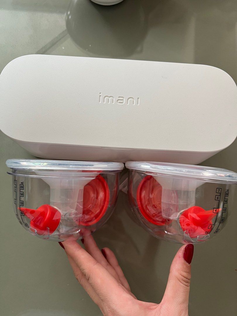 Imani i2+ Full set (Category: Breastfeeding & Bottle Feeding) located in Singapore. Submitted by nizzzzzz (Listing ID 1373400211, Image 1). Description: Used a few times only. Selling as I still use my spectra the most. Full set including 21mm inserts. .