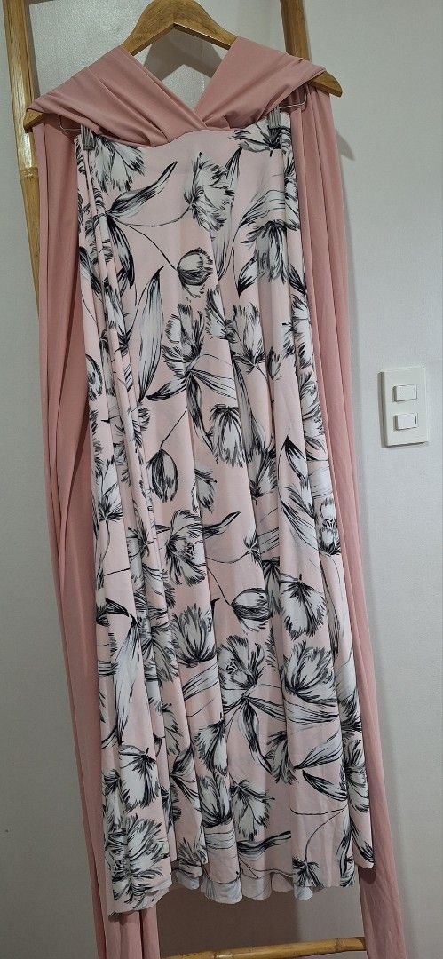 Infinity dress multiway evening dress (Category: Evening dresses & gowns) located in Antipolo. Submitted by flutterby41319 (Listing ID 1373425609, Image 1). Description: unique dress High quality thick fabric one of a kind print multiple ways to wear blush pink adjustable length.