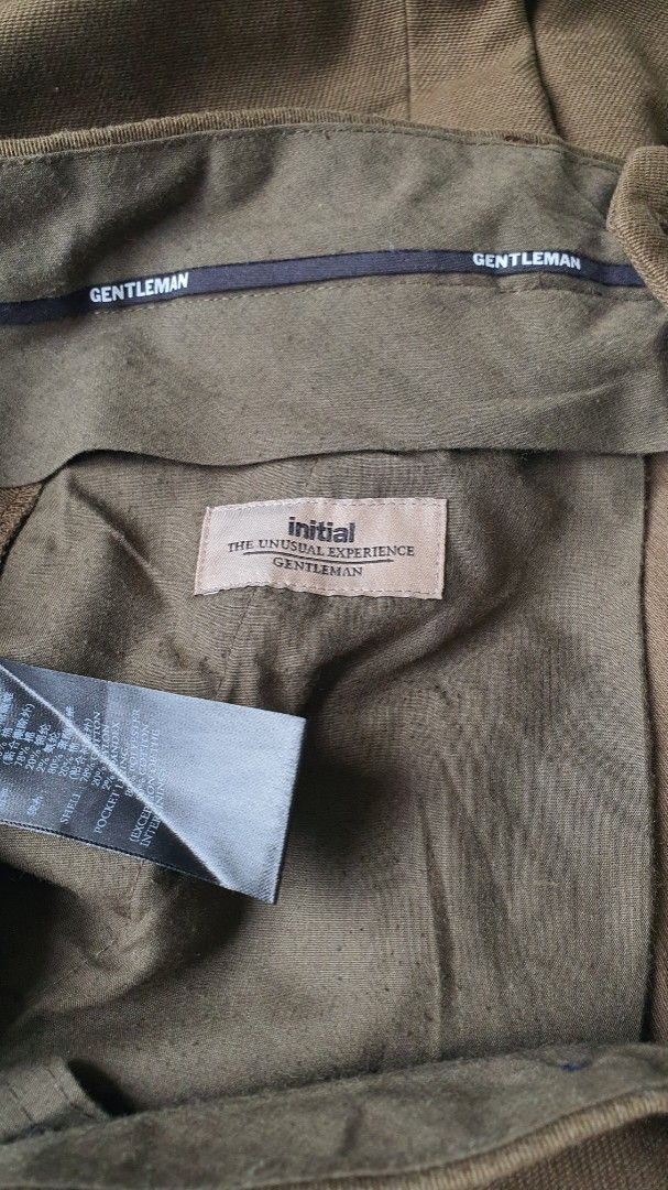 Initial Gentleman (Category: Trousers) located in Manila. Submitted by happy.we.go (Listing ID 1373414284, Image 3). Description: size 32-34Waistline.