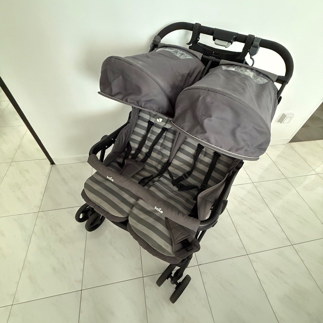 Joie Twin Baby Stroller (Category: Strollers) located in Singapore. Submitted by cng86 (Listing ID 1373407662, Image 2). Description: •Self collection at 343 Ubi Avenue 1 • Small defect - Image 5 .