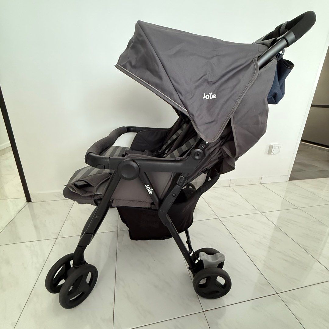 Joie Twin Baby Stroller (Category: Strollers) located in Singapore. Submitted by cng86 (Listing ID 1373407662, Image 3). Description: •Self collection at 343 Ubi Avenue 1 • Small defect - Image 5 .