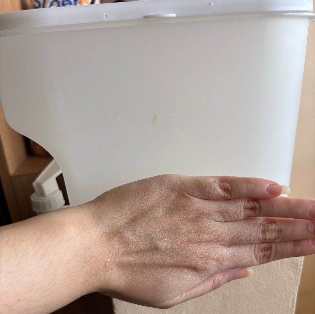 Jug dispenser65074084525825112