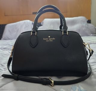 (Category: ) located in . Submitted by lynnlim88 (Listing ID 1373434582, Image 1). Description: .