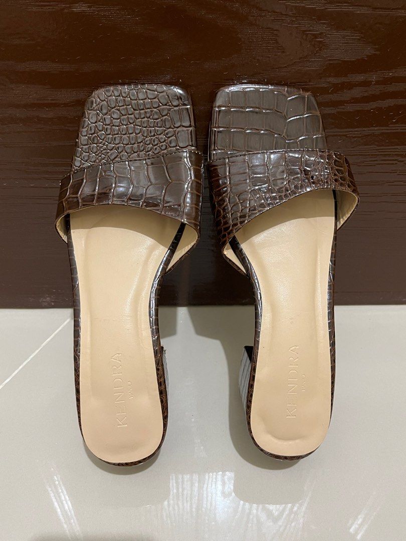 kendra manila heels (Category: Heels) located in Binan City. Submitted by machatto.declutter (Listing ID 1373534083, Image 3). Description: • size 8 • 2-inch heels note: color may vary due to lighting + no box and pouch.