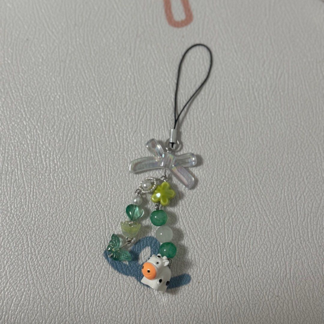 Keychains (Category: Handmade Craft) located in Singapore. Submitted by wonieroll (Listing ID 1373457364, Image 3). Description: .
