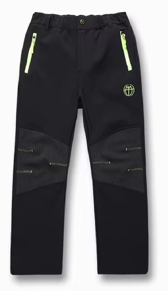 Kids Windproof Waterproof pant fleece ski pant (Category: Babies & Kids Fashion) located in Singapore. Submitted by coolnature81 (Listing ID 1373462161, Image 2). Description: Selling brand new water proof Wind proof pants. Size suitable for 130 cm to 140cm 1st Navy blue 2nd Black sizes 140, Size 150.