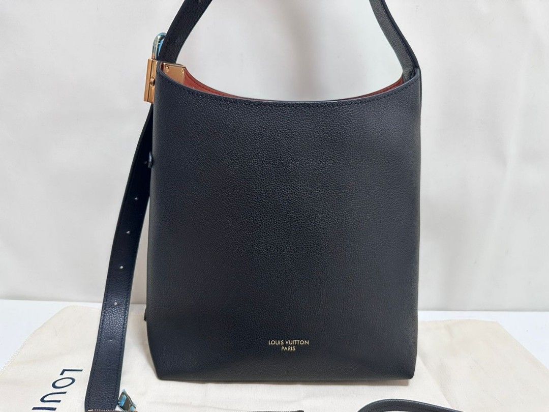 LV Low Key Hobo PM (Category: Luxury Bags & Wallets) located in Pasig City. Submitted by mommygogo (Listing ID 1373443997, Image 3). Description: As is. Please review actual photos. Thank you. :).