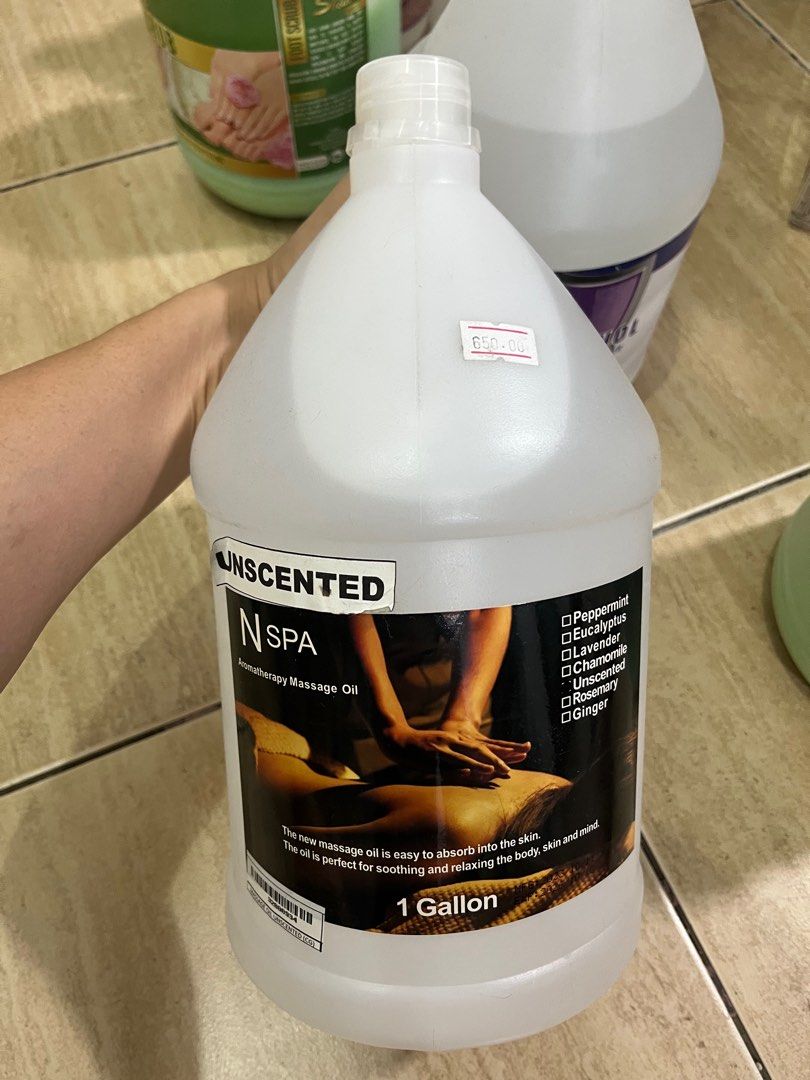 Massage oil (Category: Baby Toiletries & Grooming) located in Pasig City. Submitted by ryugarage (Listing ID 1373500566, Image 1). Description: Massage oil Last 3 gals 450 per gal.