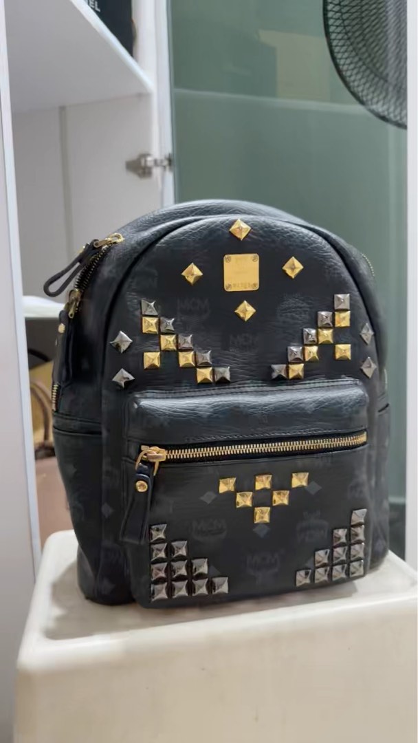 MCM Stark Studded Bleu Luxe Designer Sac à Dos Homme Édition MCM Stark Studded Bleu Luxe Designer Sac à Dos Homme Édition
