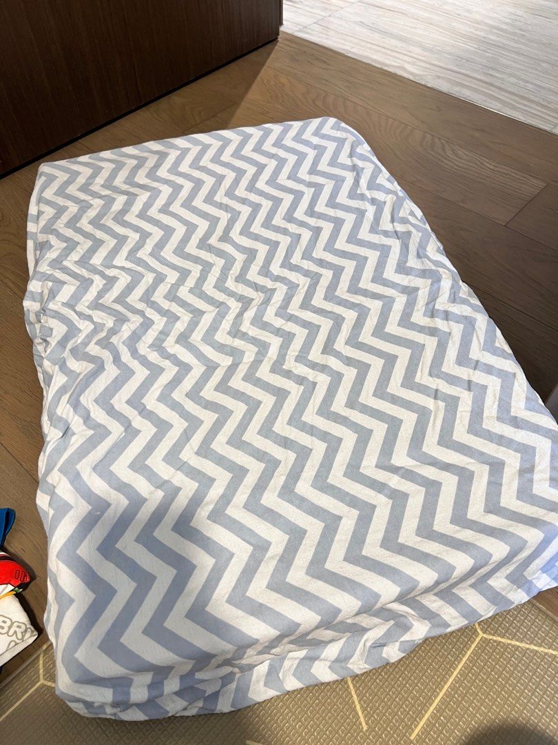 Mothercare changing table with covers (Category: Changing Tables & Stations) located in Singapore. Submitted by cherrier (Listing ID 1373426101, Image 3). Description: 100% cotton covers to switch around Two covers from snuggle hunny (organic cotton) One cover from Mothercare .